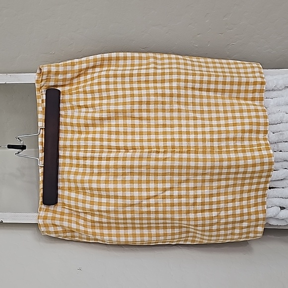 Ann Taylor skirt - Picture 2 of 4